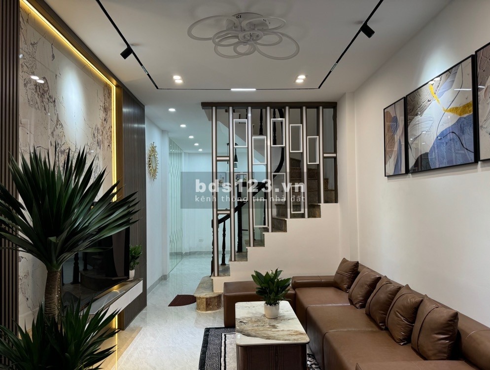 Bán nhà Kiều Mai, Phúc Diễn, Bắc Từ Liêm, 37m2, 4.4 tỷ.