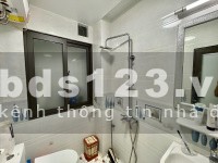 Bán nhà 30m² x 5 tầng, MT 6.5m, đường 6m ô tô tránh, ô tô vào nhà phố Vũ Xuân Thiều giá nhỉnh 4 tỷ.