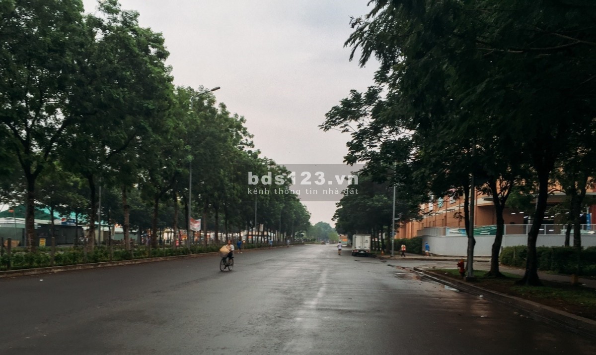 Bán nhà MỚI HẺM Ô TÔ 7 CHỖ gần LÊ TRỌNG TẤN, TÂN PHÚ, gần 70M2 chỉ 5 TỶ NHỈNH