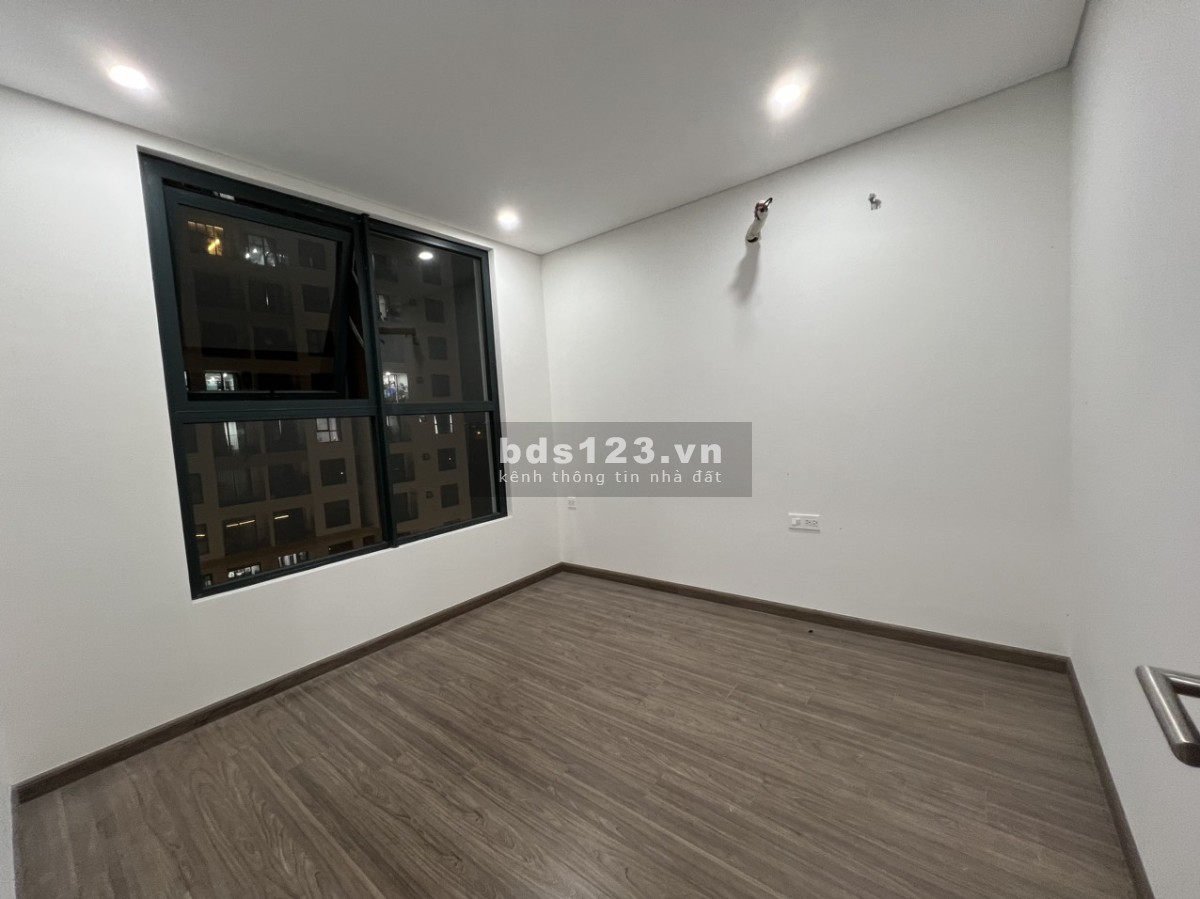 Bán căn 2pn, 2wc chung cư fpt plaza2 giá 1630