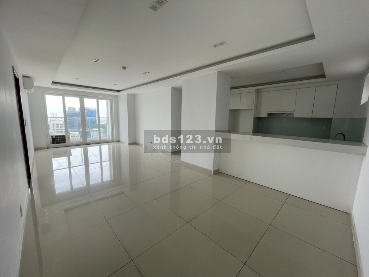Bán chung cư Cao Ốc Phú Nhuận 110m2 3pn 2wc giá 4tỷ8. Sổ hồng riêng, ngân hàng hỗ trợ vay 70%