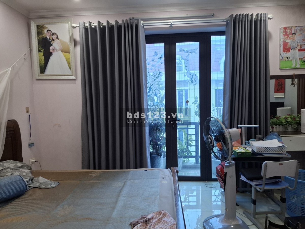 BÁN NHÀ LÔ GÓC 5 TẦNG THANG MÁY KDT PHÚ LƯƠNG HÀ ĐÔNG