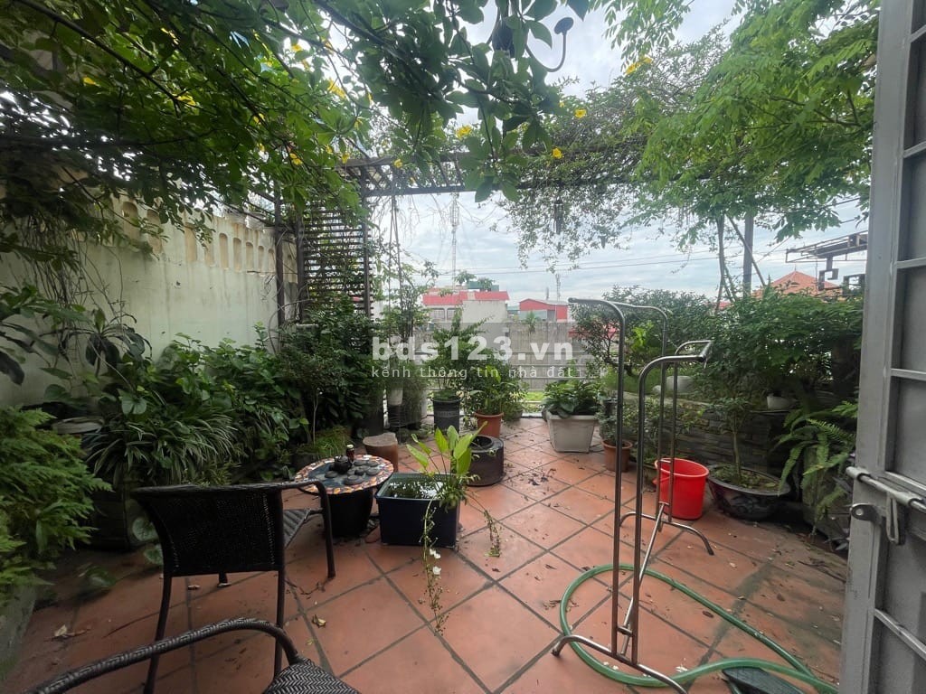 Bán nhà Định Công, Dân trí tuyệt vời, Gần bến xe Giáp Bát và Nước Ngầm, 32m2, 4.15 tỷ