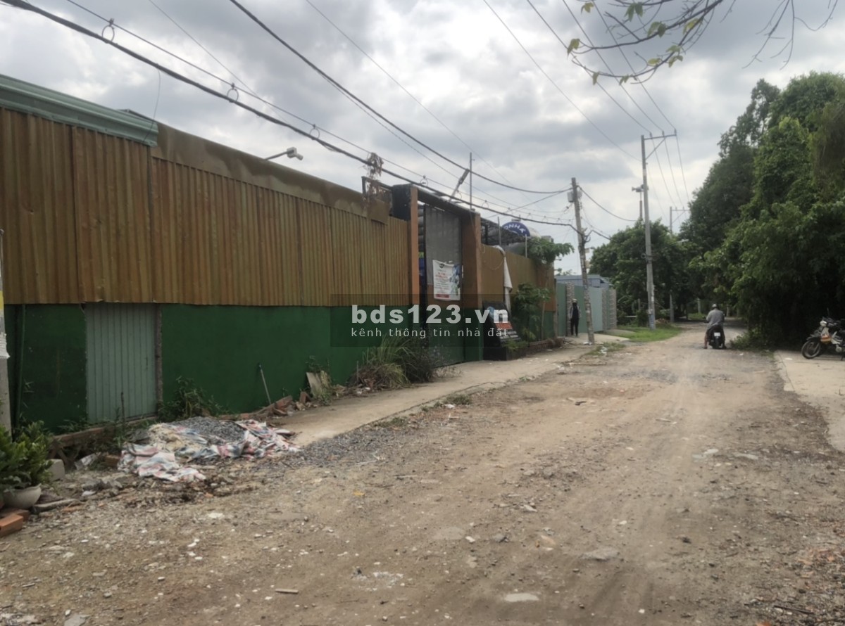 Kho xưởng cho thuê, bán đường Hà Huy Giáp Quận 12