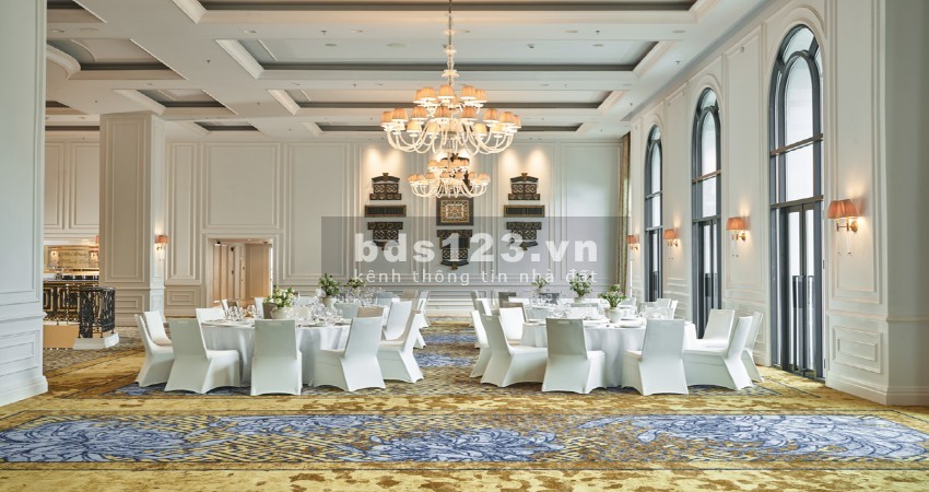 Bán khách sạn 4*27T trung tâm thành phố bãi cháy