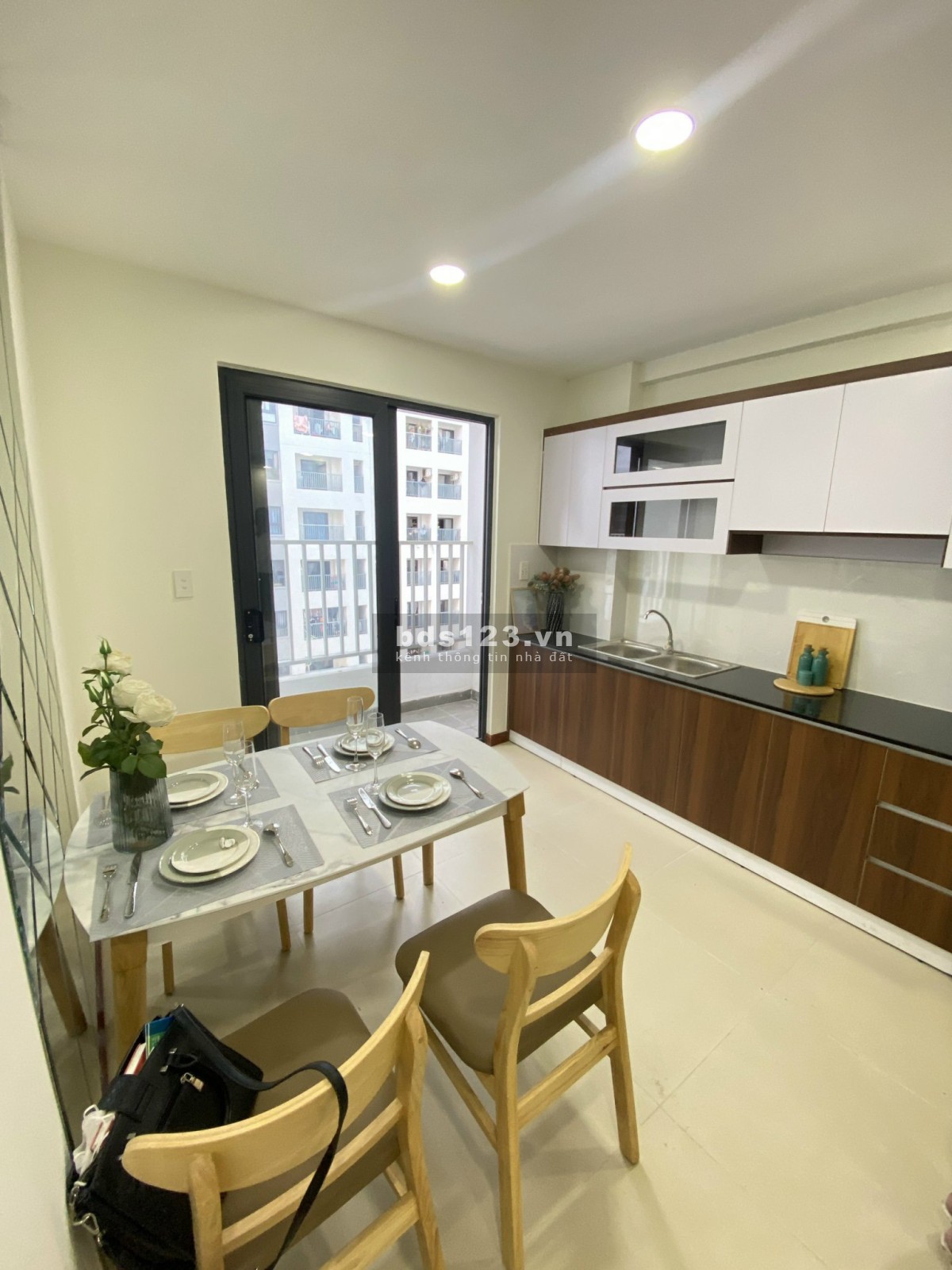 bán căn hộ Iris Tower khu công nghiệp VSIP1 đường Nguyễn Du