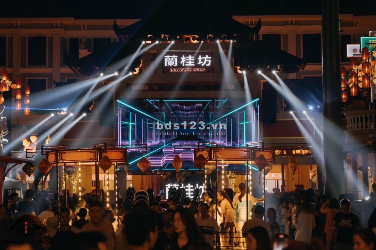 Bán Shop TMDV dòng tiền 870 triệu/năm phố đi bộ TQ tại Vinhomes Ocean Park 2 giá 17 tỷ