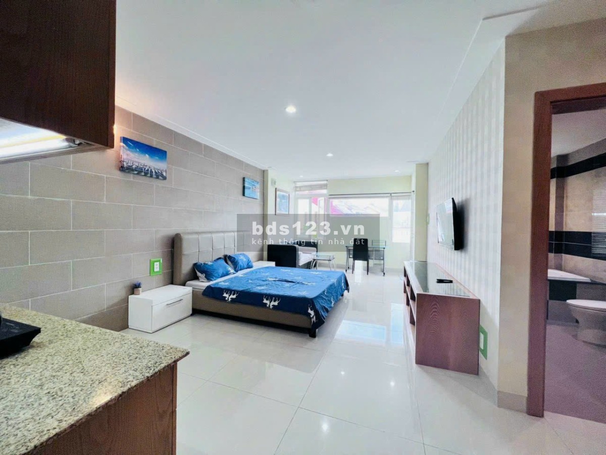 Cho thuê căn hộ 35m2 đầy đủ nội thất cao cấp, Điện Biên Phủ, gần Ngã tư Hàng Xanh
