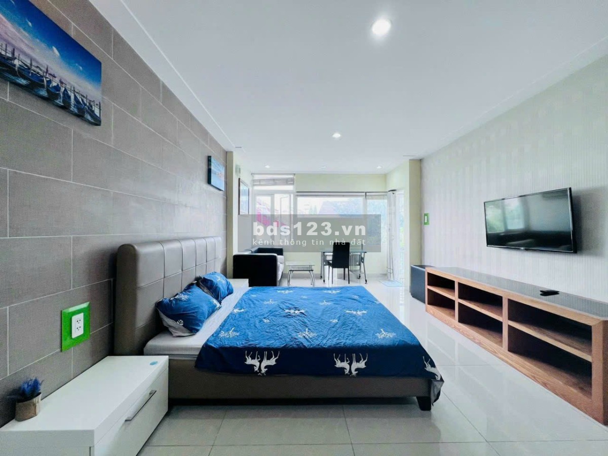 Cho thuê căn hộ 35m2 đầy đủ nội thất cao cấp, Điện Biên Phủ, gần Ngã tư Hàng Xanh