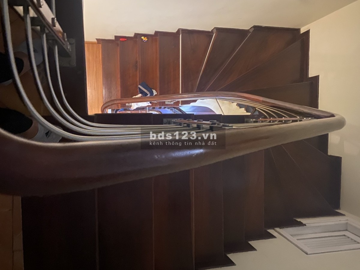 BÁN NHÀ GẦN MẶT PHỐ TRƯỜNG TRINH THANH XUÂN SIÊU VIP