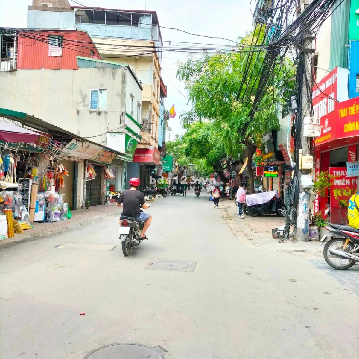 BÁN NHÀ 2 MẶT NGÕ -Ô TÔ ĐỖ CỬA -PHAN ĐÌNH GIÓT GIÁ CHỈ 4.9 TỶ 40M2