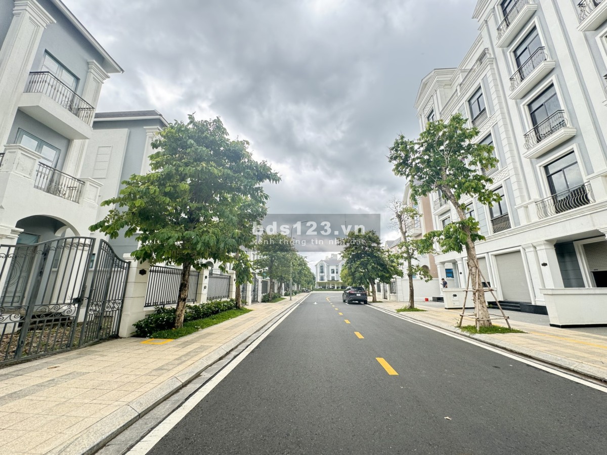 BÁN BIỆT THỰ SONG LẬP 200m2 - GLORY - GIÁ BÁN TOP 1 TOÀN KHU VINHOMES GRAND PARK Tháng 9/2024