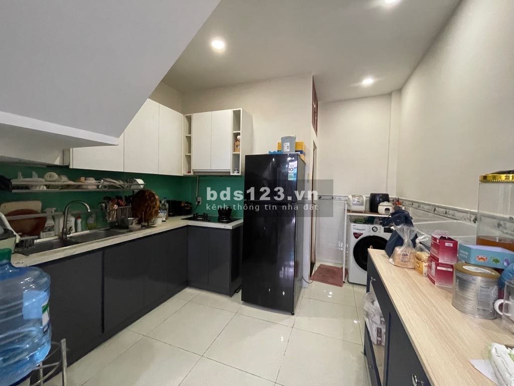 Bán nhà Quang Trung, Ngang 4x10.5m, HXH lý thuyết, nội thất 5 sao chỉ nhỉnh 4 tỷ