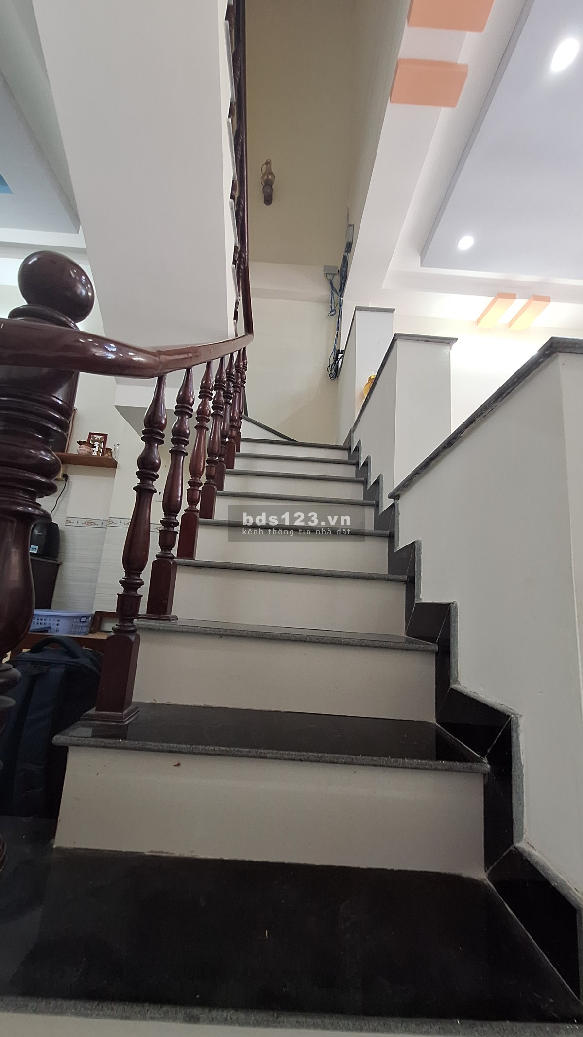 Bán nhà 40m2, 1 trệt 1 lầu, 2 phòng ngủ, 2 WC: Tổ 1, KV Bình Chánh, Long Hòa, Bình Thủy, Cần Thơ