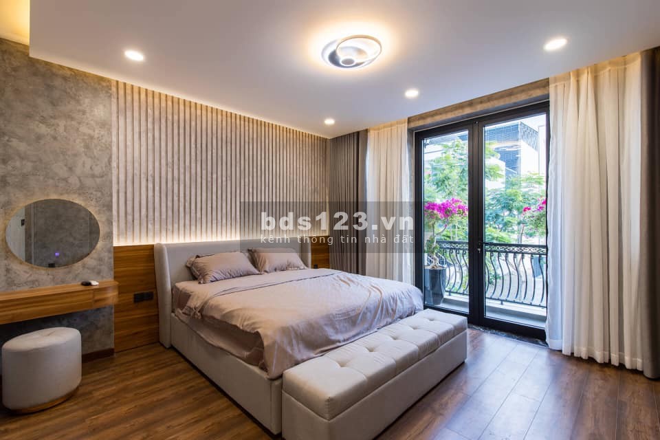 Cực hiếm nhà bán, Vạn Phúc, 50m2, ô tô đỗ cửa, giá 5.85 tỷ