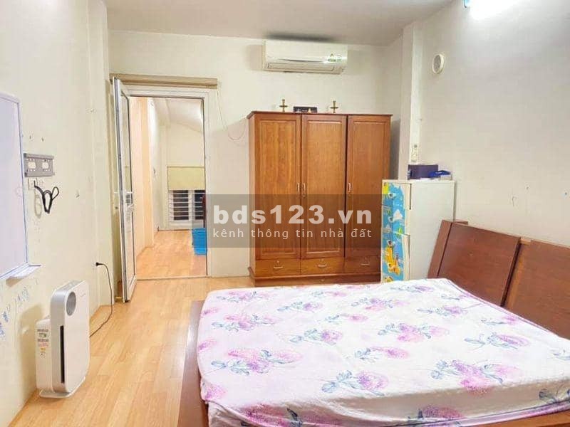 BÁN NHÀ TRẦN QUỐC HOÀN CẦU GIẤY 36M 6TẦNG 14TỶ GARA ÔTÔ KINH DOANH KHU CƯ DÂN ĐÔNG ĐÚC