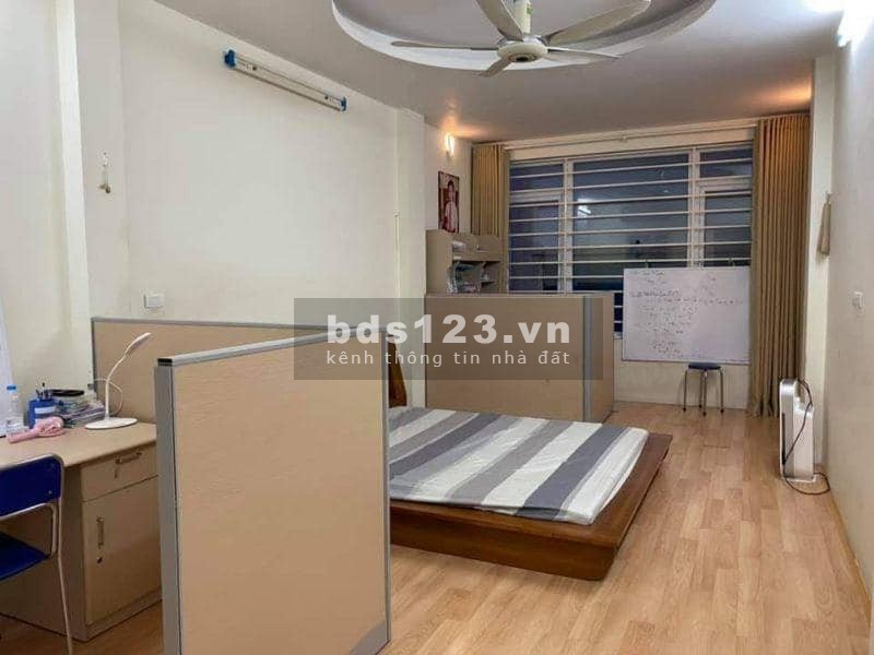 BÁN NHÀ TRẦN QUỐC HOÀN CẦU GIẤY 36M 6TẦNG 14TỶ GARA ÔTÔ KINH DOANH KHU CƯ DÂN ĐÔNG ĐÚC