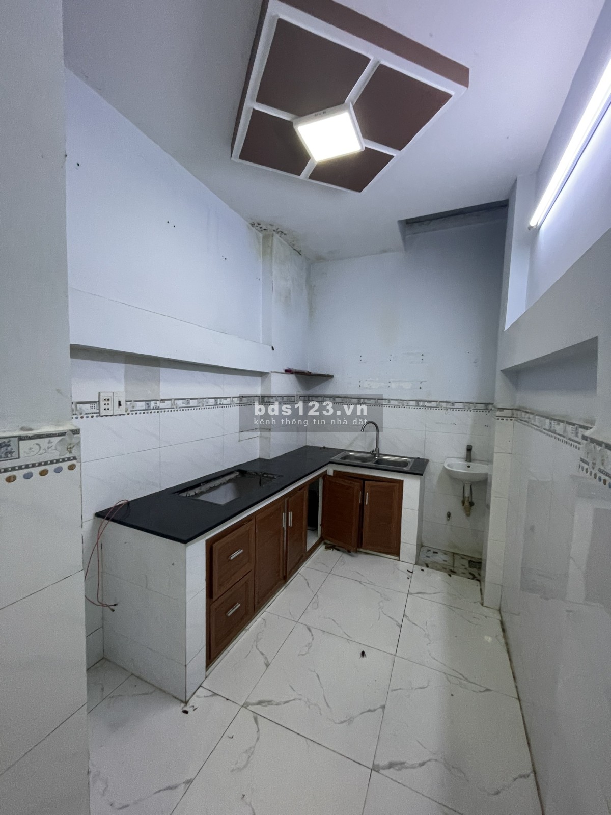 Chính chủ cho thuê nhà hẻm 88 Phan Sào Nam, phường 11, quận Tân Bình