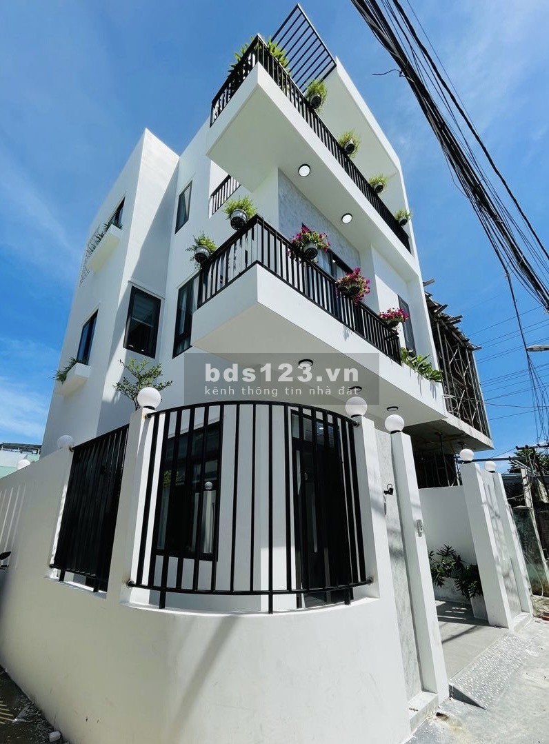 Bán nhà gấp đường Lê Văn Sỹ, Phường 13, quận 3, Tp. Hồ Chí Minh. Giá 3tỷ050