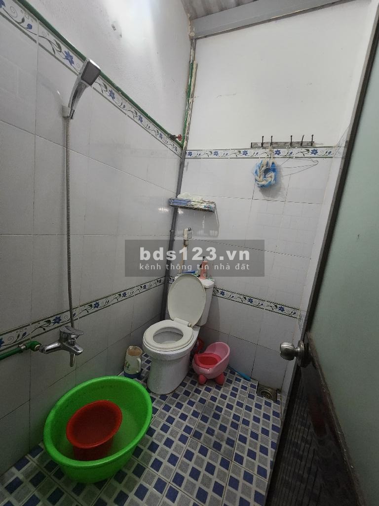 MUA BÁN NHÀ RIÊNG 105M2, Đường số 8 NỞ HẬU 6M - Ô TÔ NGỦ - NHỈNH 5T nhỏ TL