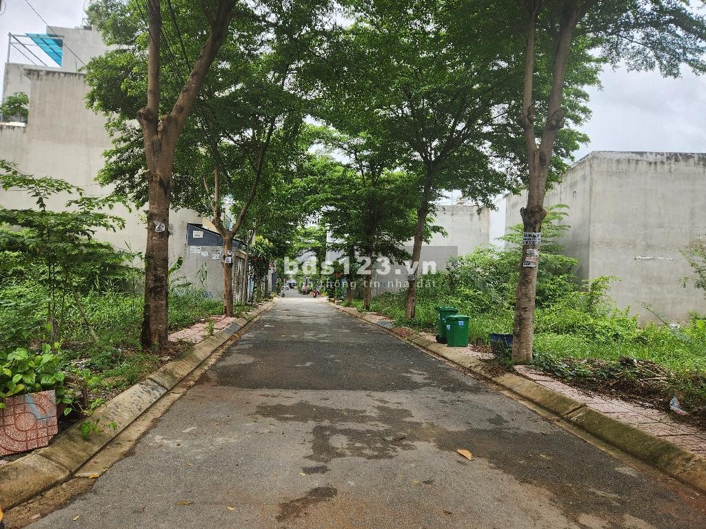 MUA BÁN NHÀ RIÊNG 105M2, Đường số 8 NỞ HẬU 6M - Ô TÔ NGỦ - NHỈNH 5T nhỏ TL