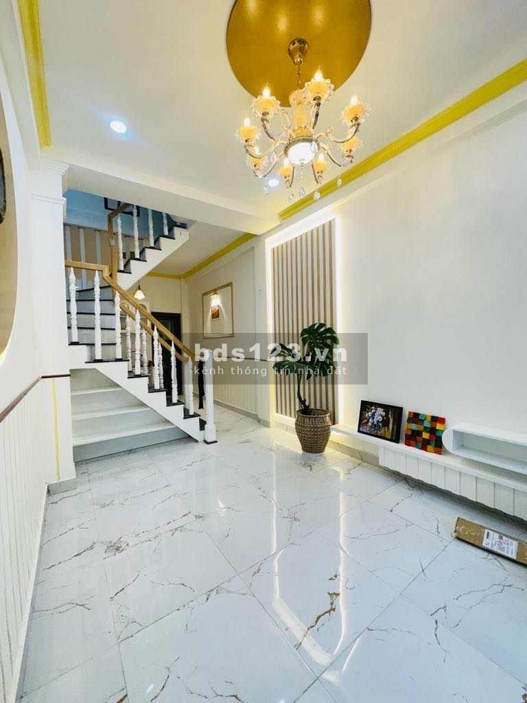 Chủ cần tiền bán GẤP nhà Nguyễn Văn Nghỉ - Gò Vấp, HXH thông thoáng, nhỉnh 4 tỷ