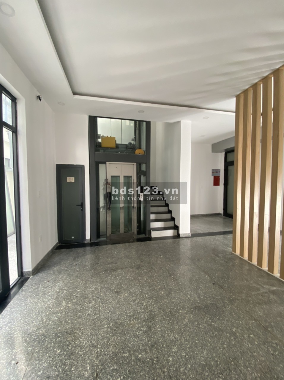 Cho thuê nhà phố 84m2 Manhattan Vinhomes Grand park, 20 triệu/ tháng/nguyên căn có Thang máy