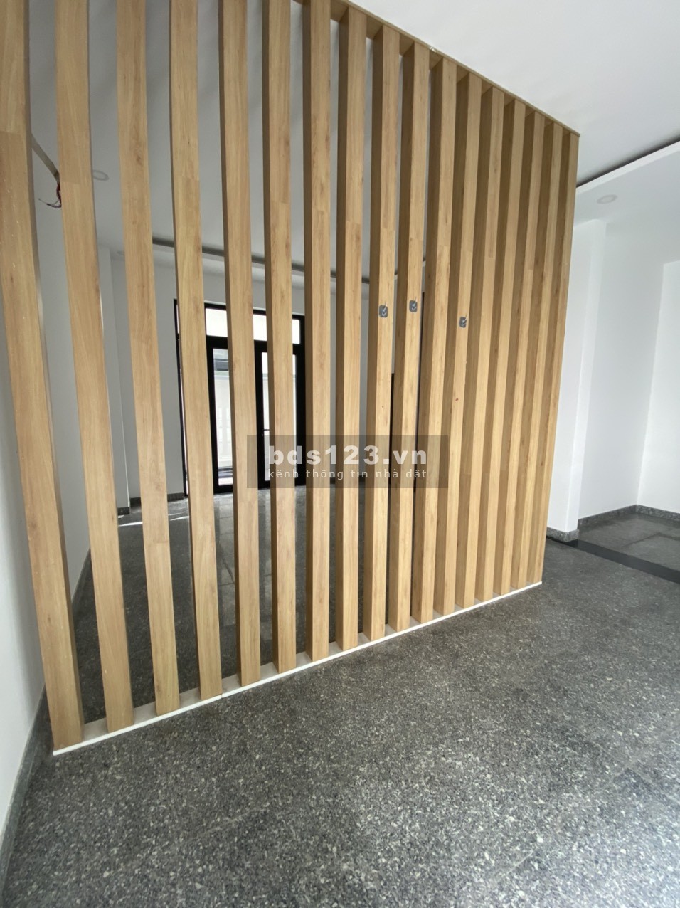 Cho thuê nhà phố 84m2 Manhattan Vinhomes Grand park, 20 triệu/ tháng/nguyên căn có Thang máy