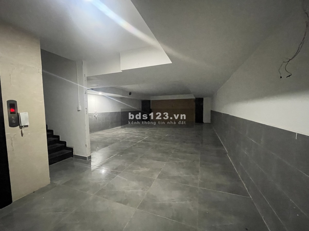 Shophouse Nguyễn Cơ Thạch Sala Quận 2 -700m2-hầm 4,5 lầu sẵn sàng kinh doanh