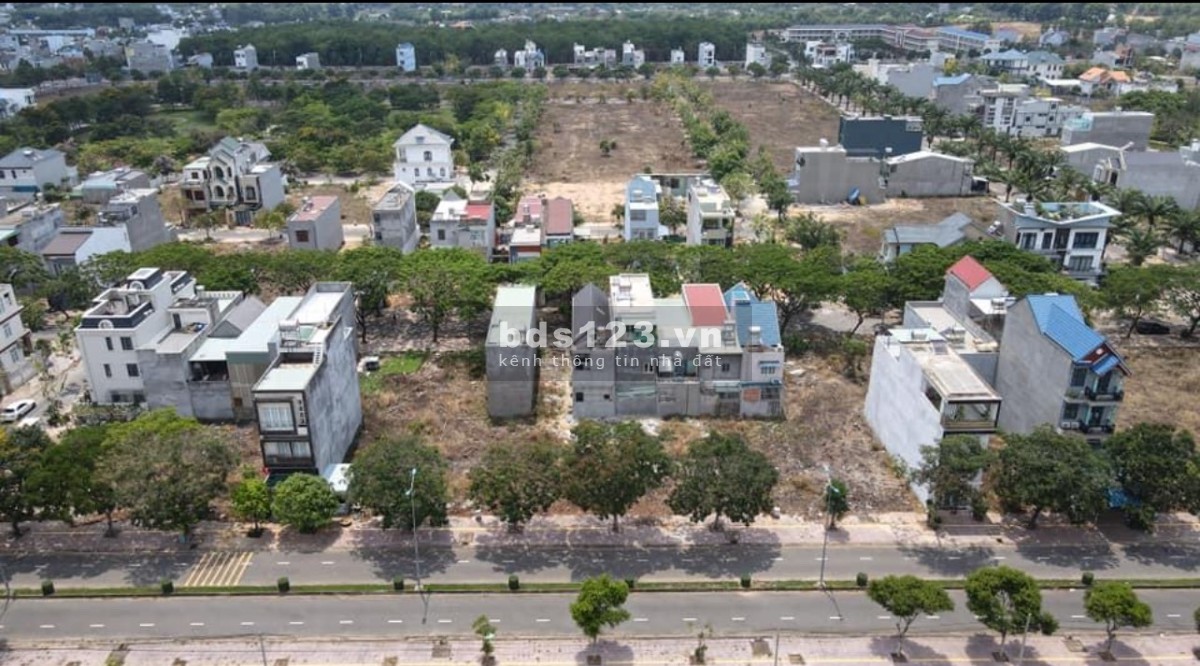 BÁN ĐẤT KDC TÂY HÒA, 250M2, GIÁ 2TY2 TL, ĐƯỜNG 8M, XE HƠI TẬN ĐẤT