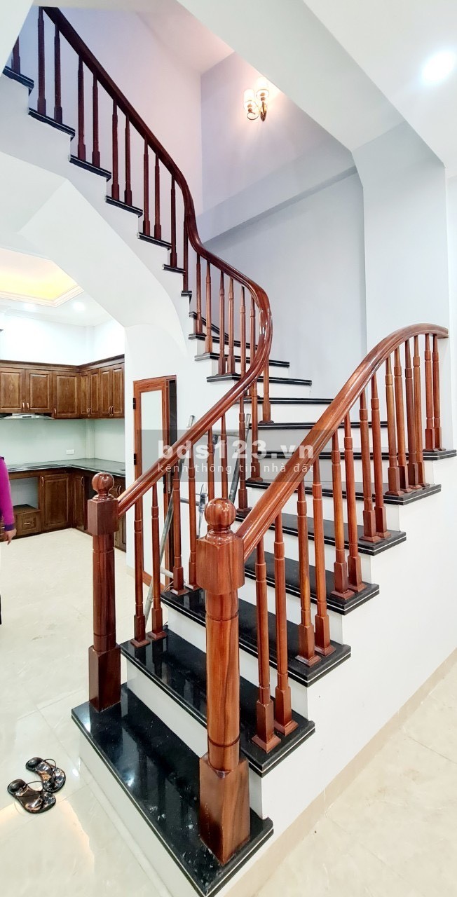 BÁN NHÀ PHỐ VỌNG - 45M2- MT 4M- DÒNG TIỀN ỔN ĐỊNH- 1 NHÀ RA PHỐ - GIÁ: NHỈNH 8 Tỷ