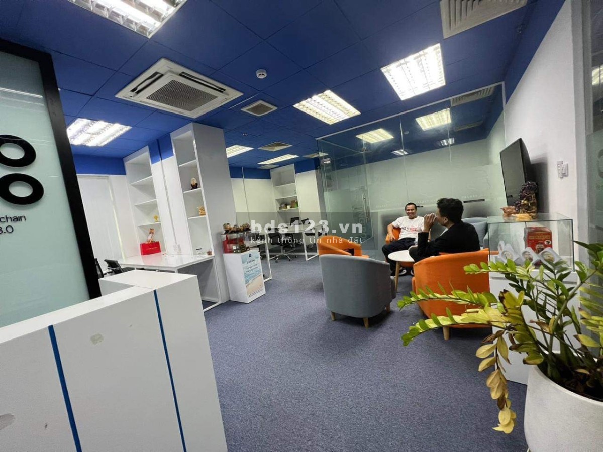Chính chủ cần nhượng lại văn phòng set up sẵn Q3 HCM