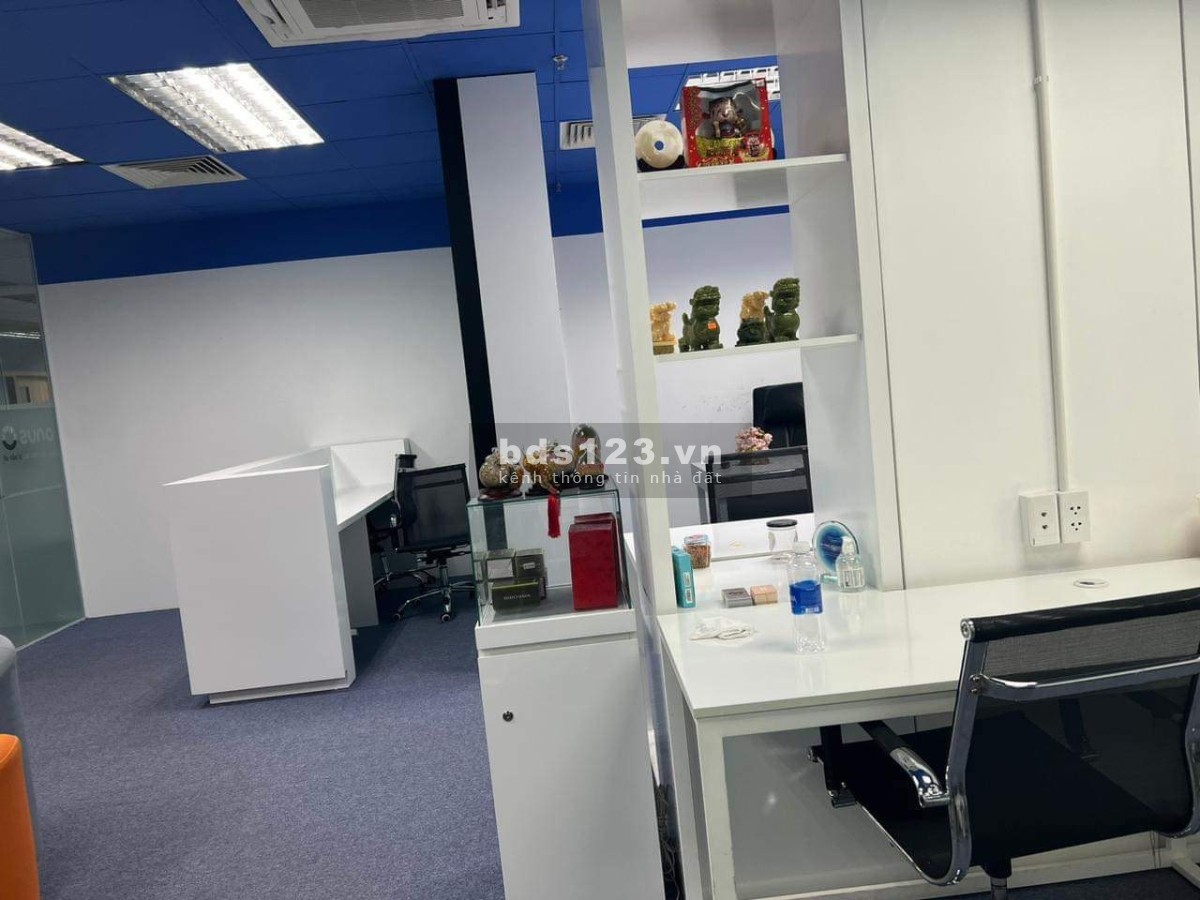 Chính chủ cần nhượng lại văn phòng set up sẵn Q3 HCM