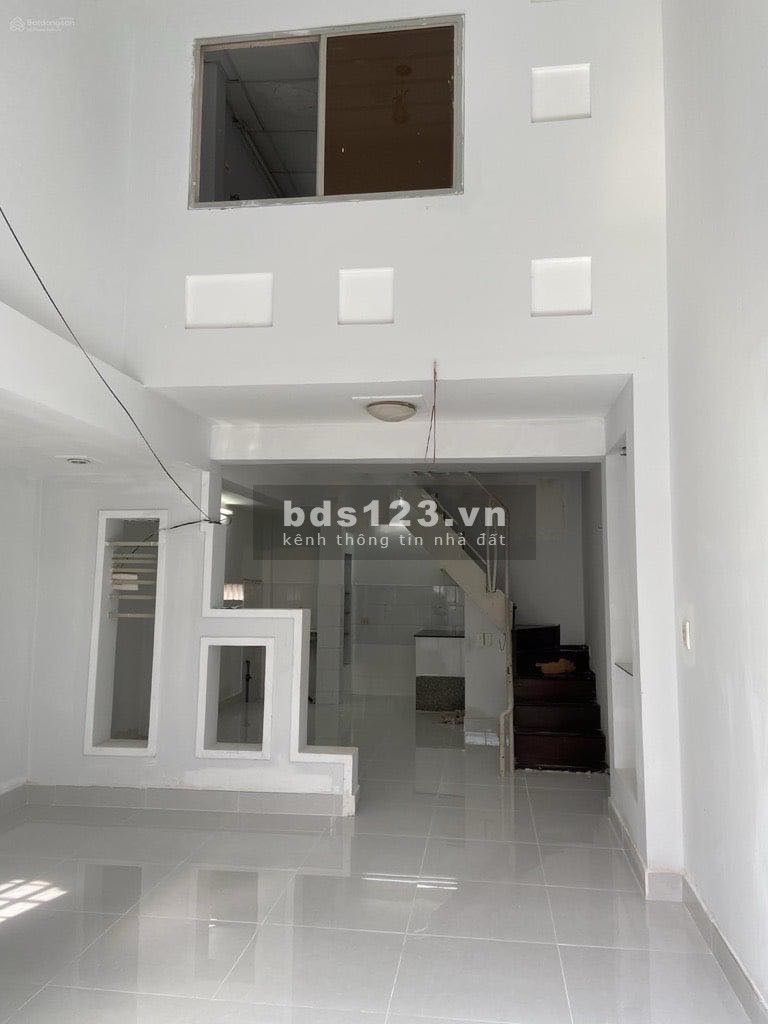 Nhà ở Dương Quảng Hàm Gò Vấp giá 3.55 tỷ