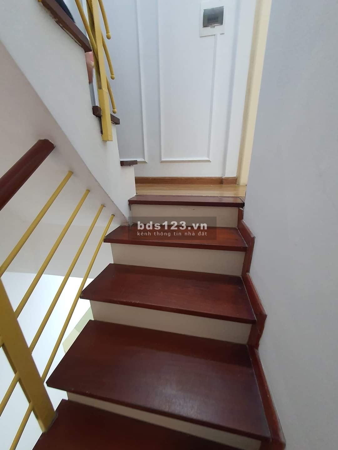 Văn quán, cho thuê nhà số 8 ngõ 18 nguyễn khuyến, văn quán, HĐ, vị trí KD, oto tránh đỗ, 2 mặt tiền