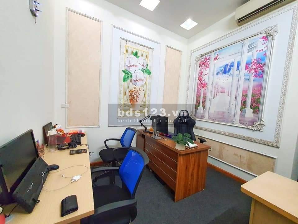 Văn quán, cho thuê nhà số 8 ngõ 18 nguyễn khuyến, văn quán, HĐ, vị trí KD, oto tránh đỗ, 2 mặt tiền