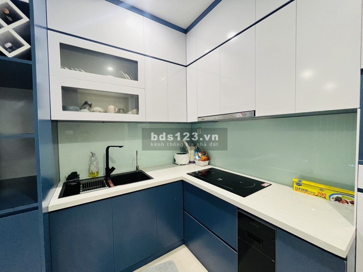 Bán căn hộ 2PN2 lô góc DT 65m2 chỉ 2,6 tỉ (giá hiếm). Vinhomes Ocean Park