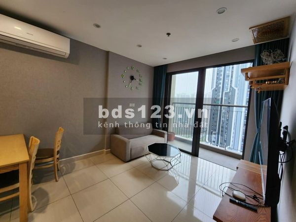 CANHOVINHOMSMATCITY căn 2 ngủ 1vs 54m toà S203 Full nội thất đầy đủ chỉ việc ở giá 3,1 tỷ bao phi