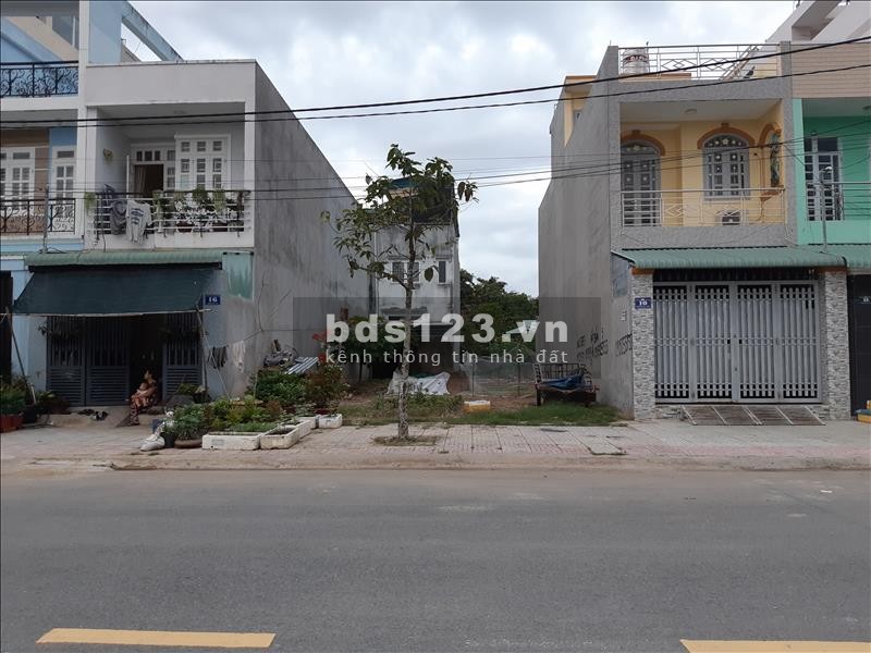 Cắt lỗ gấp lô đất Phường 6, TP Tân An 104,5m2 giá thu về 1,23 còn tỷ thương lượng LH 0961170796