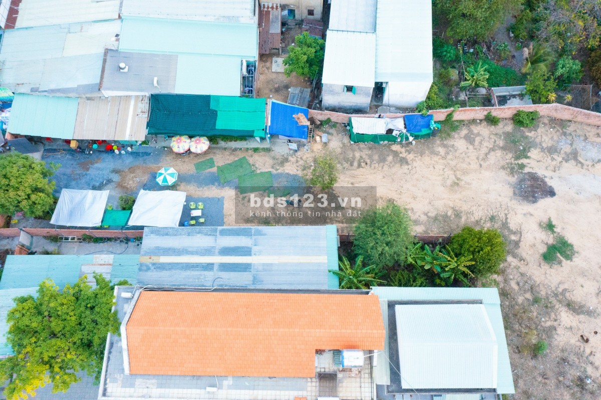Sở hữu mảnh đất mơ ước: 2800m² đất nền Nguyễn Xiển