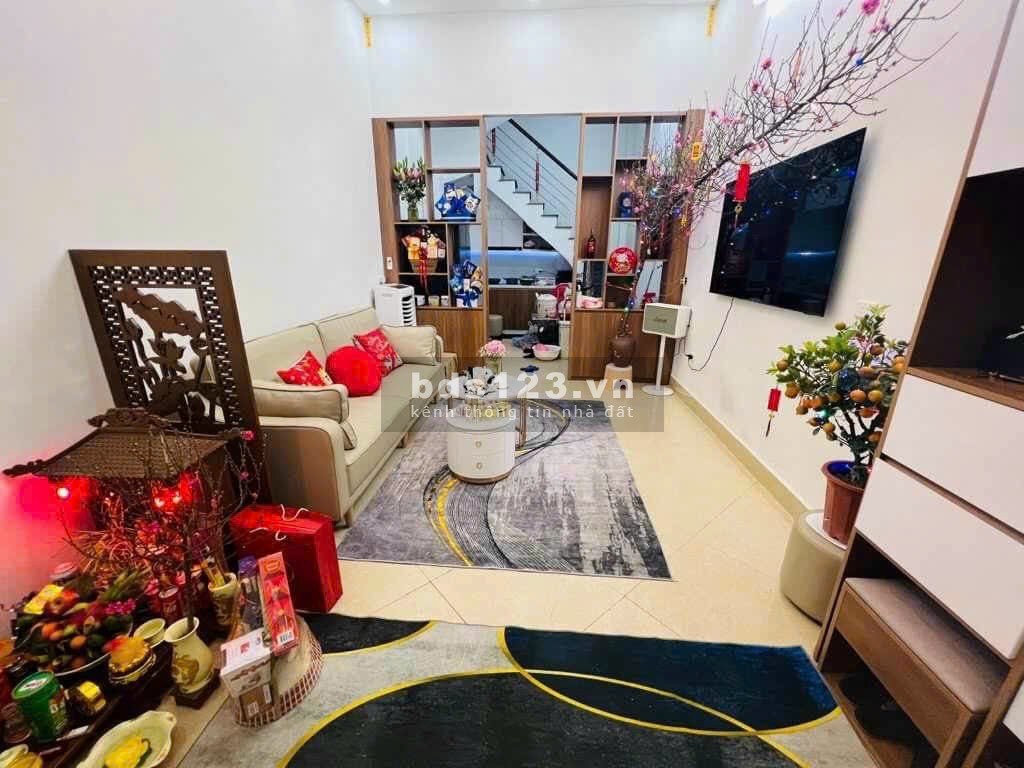 NHÀ ĐẸP LÊ ĐỨC THỌ, Ô TÔ ĐỖ CỔNG, KHU VỰC SẦM UẤT, DÂN TRÍ CAO, GIÁ 3.95 TỶ