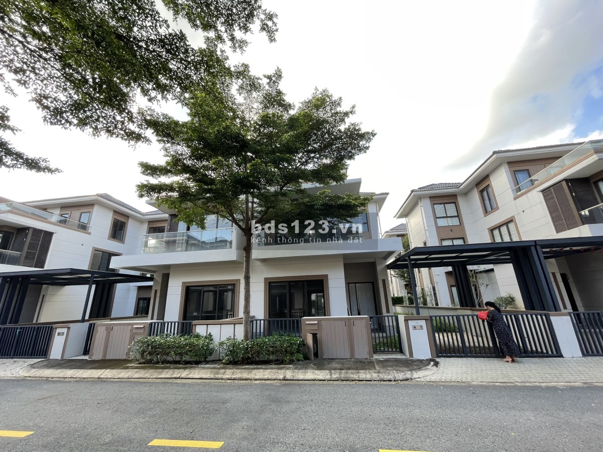 Chuyển nhượng nhà phố biệt thự Swanbay giá tốt, giỏ hàng mới cập nhật liên tục. LH 0909687678