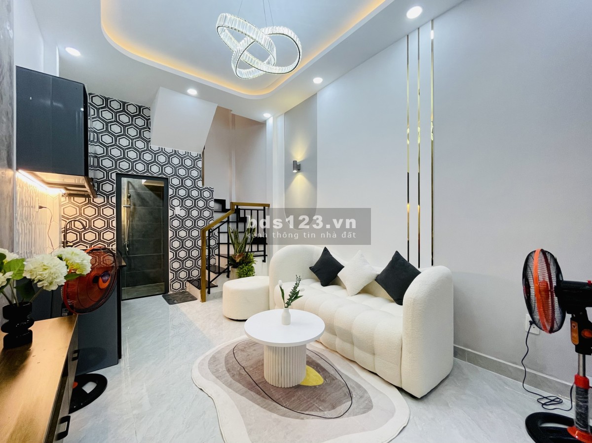 GIẢM GIÁ KỊCH SÀN 3,8 tỷ, hẻm xe hơi 20m đường Nguyễn Thượng Hiền, DTSD 70m2, DUY NHẤT trong tháng