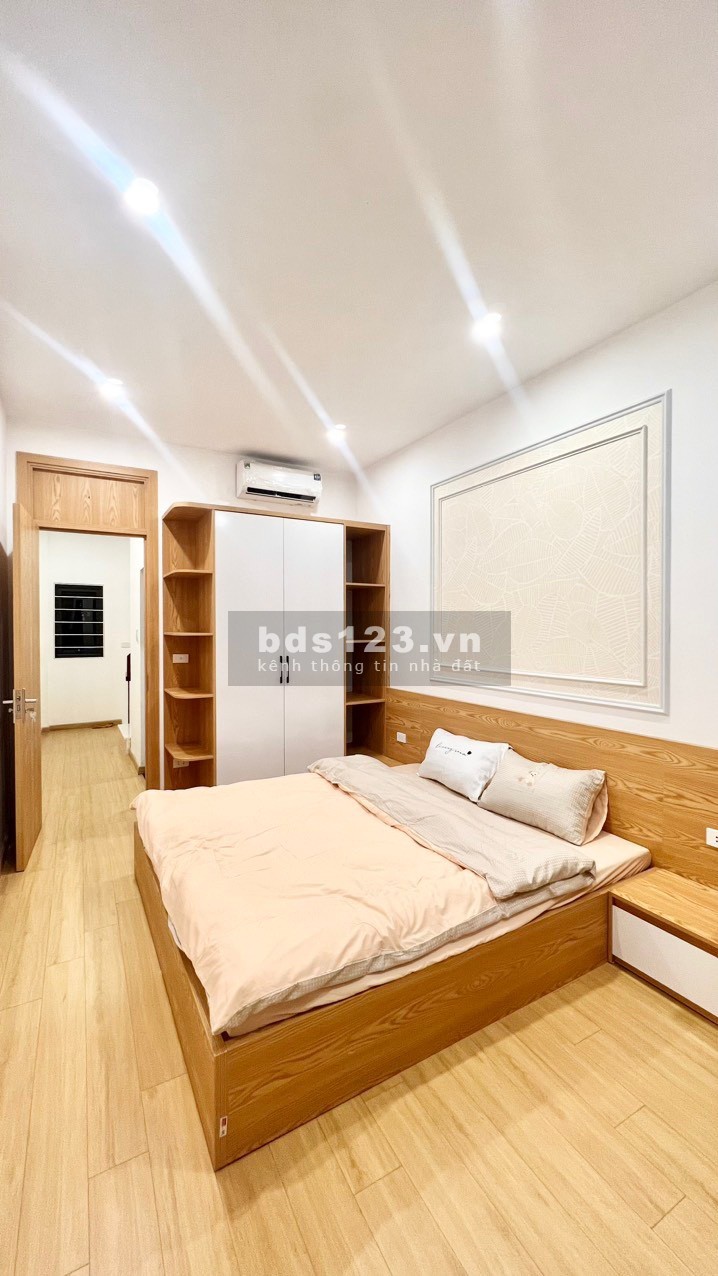 BÁN NHÀ GỐC ĐỀ - MỚi TINH - NỘI THẤT XỊN - Ở NGAY - GIÁ: 5.68 tỷ