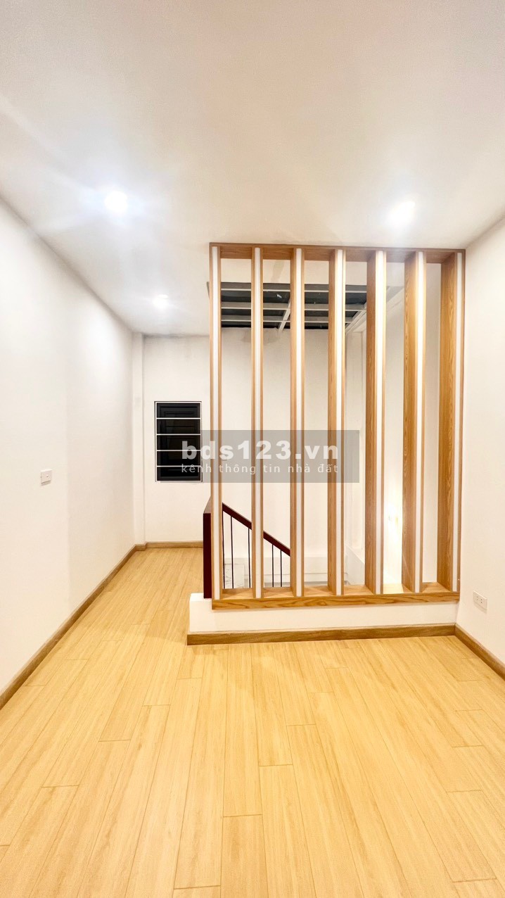 BÁN NHÀ GỐC ĐỀ - MỚi TINH - NỘI THẤT XỊN - Ở NGAY - GIÁ: 5.68 tỷ