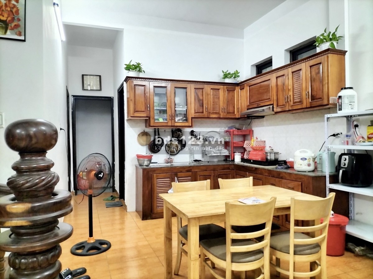Sang Nhật định cư cần chuyển nhượng nhà Tôn Đản đẹp như hình,150m2,chỉ nhỉnh 3tỷ