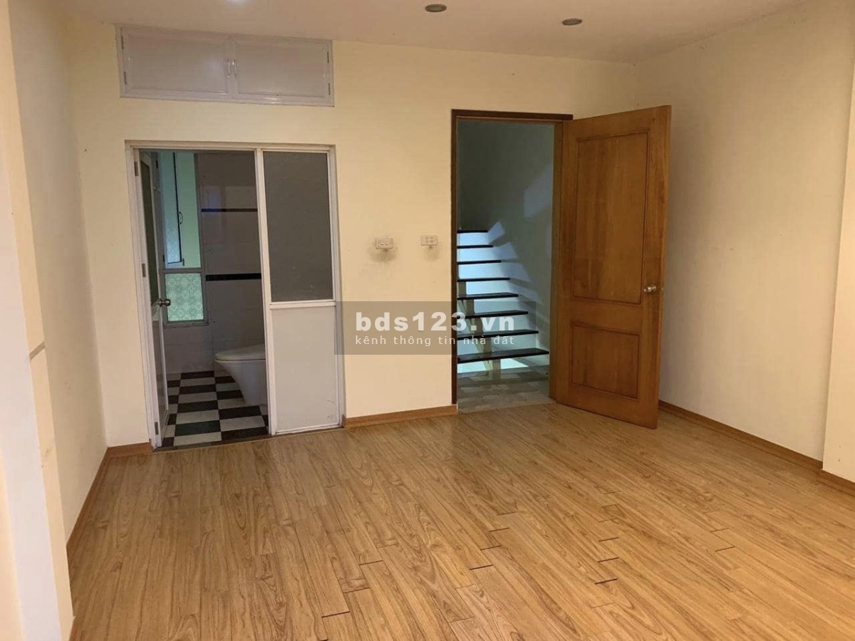 Cần bán GẤP nhà Nhật Tảo - hàng xóm Ciputra - Sunshine City - tương lai quy hoạch ra mặt phố