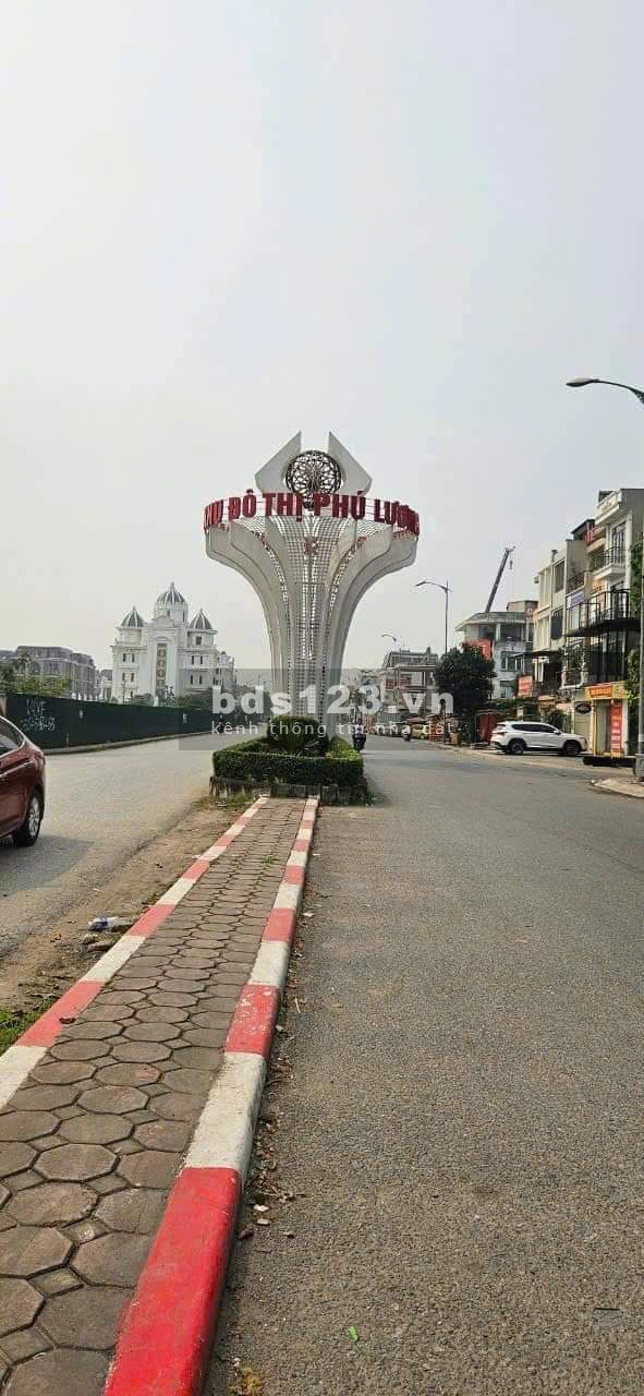 Duy nhất căn BT Phú Lương, DT 230m², MT 12 m, vị trí đắc địa, ngay trung tâm thương mại,