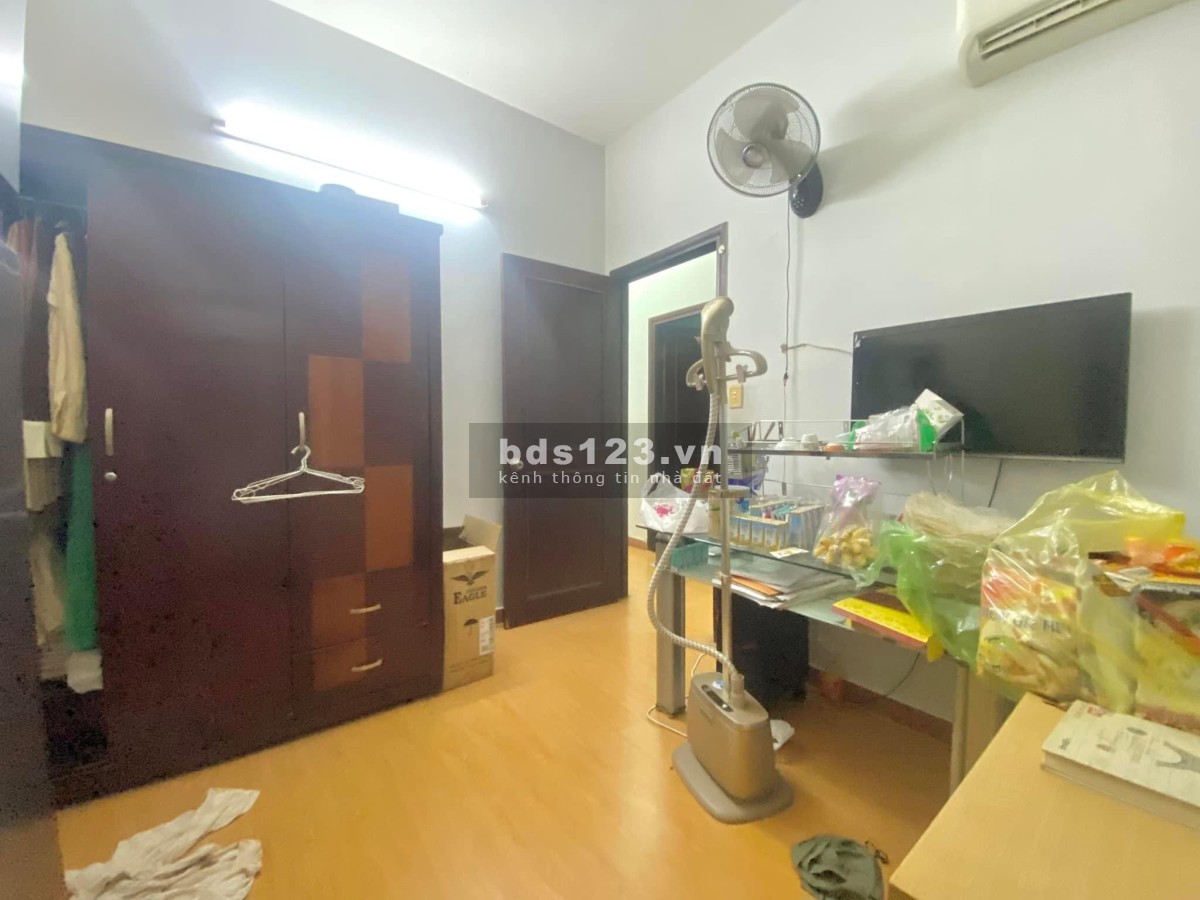 Chung cư 2p ngủ Tân Bình - 91 Phạm Văn Hai - Central Plaza 80m2 12tr. Sẵn nội thất