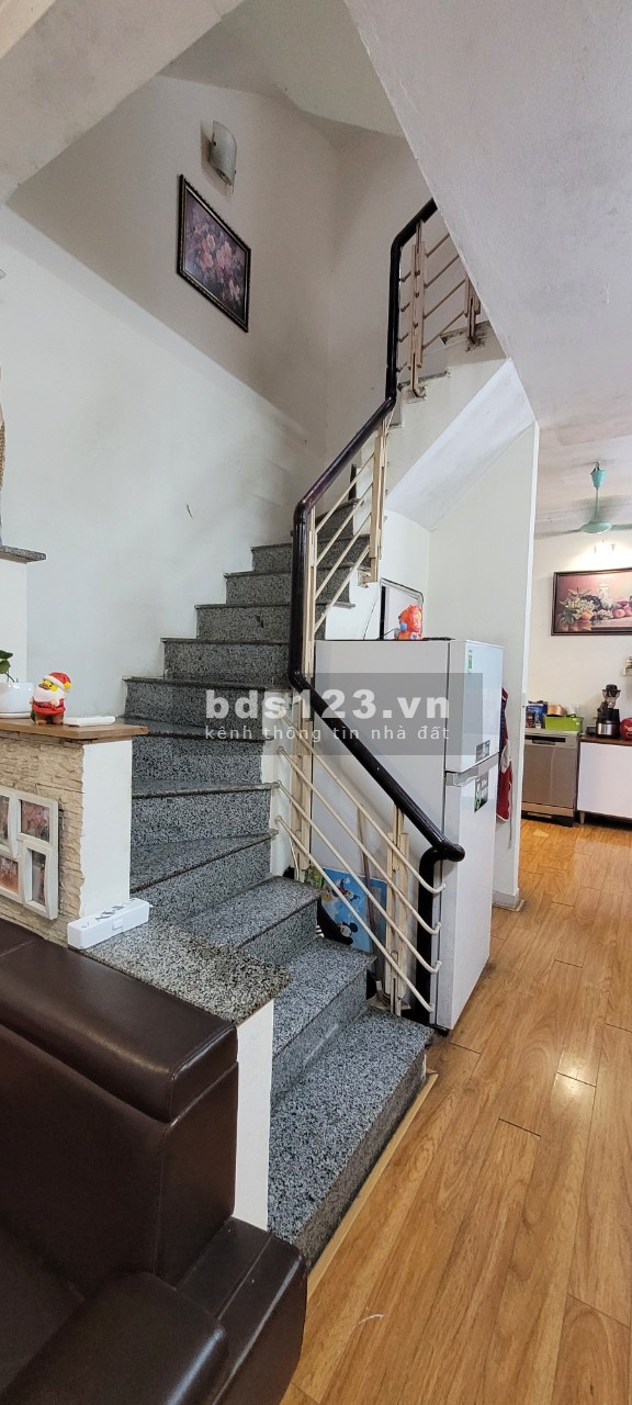 Chính chủ bán nhà 3 tầng tại Tư Đình, Long Biên